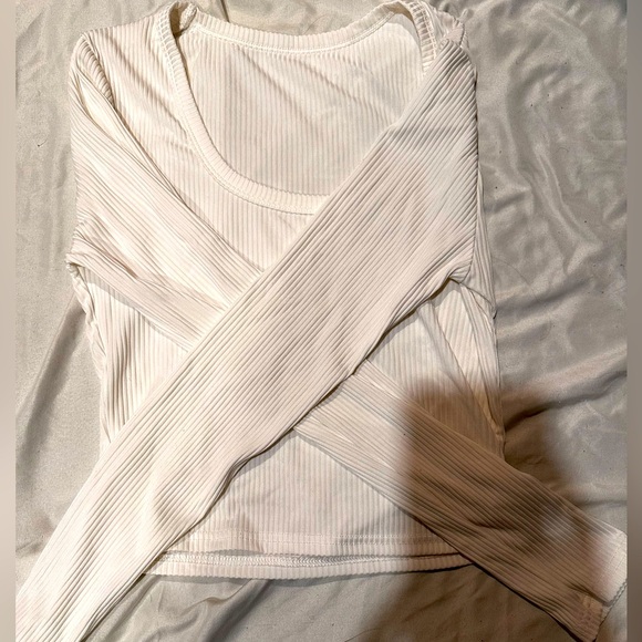 White Cropped Long Sleeve Tee Size Small - Picture 2 of 2